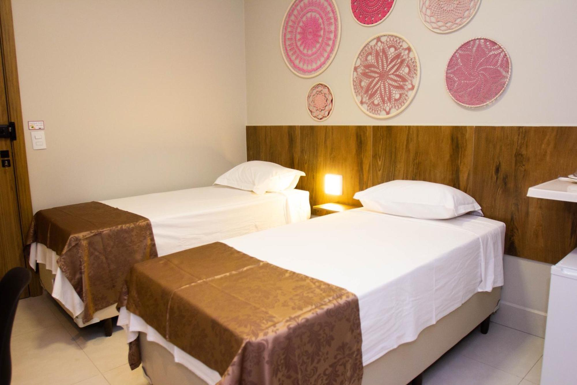 Fiori Suites Goiânia Habitación foto